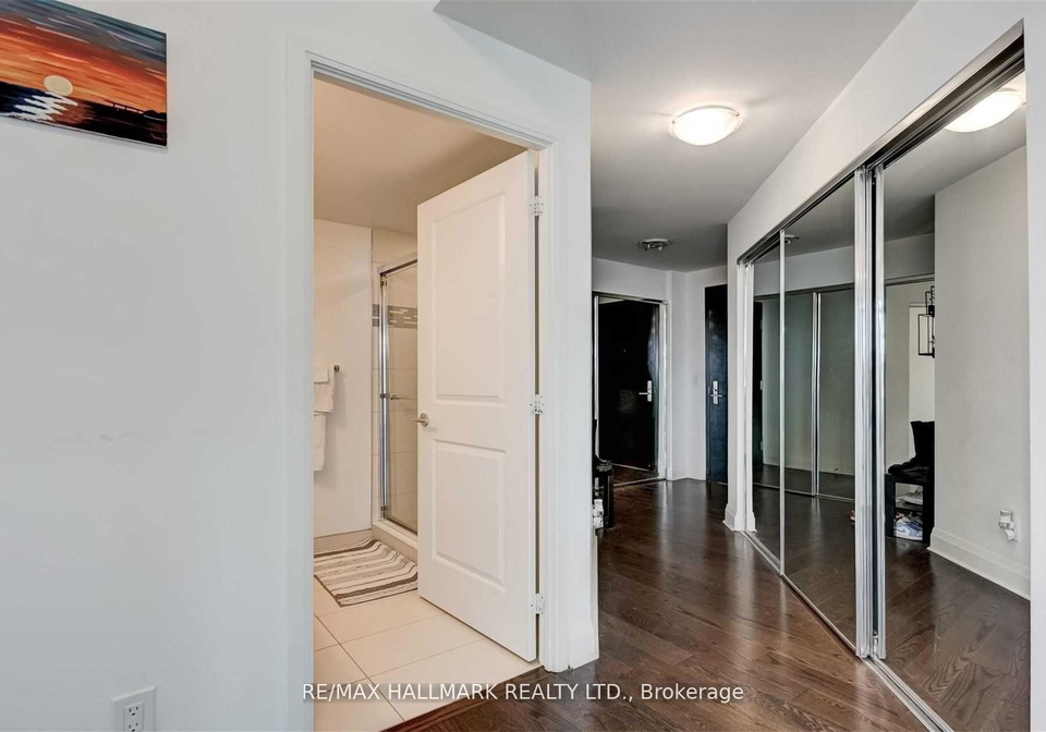 65-st-mary-street-toronto-ontario-c13016084