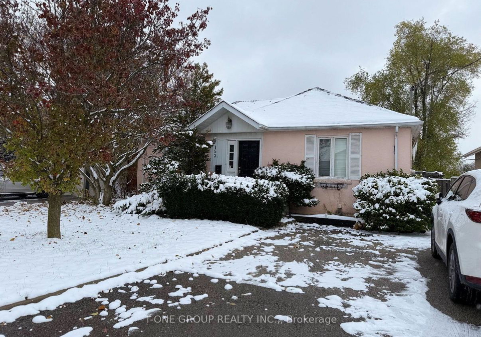 153-connaught-avenue-toronto-ontario-c13016194