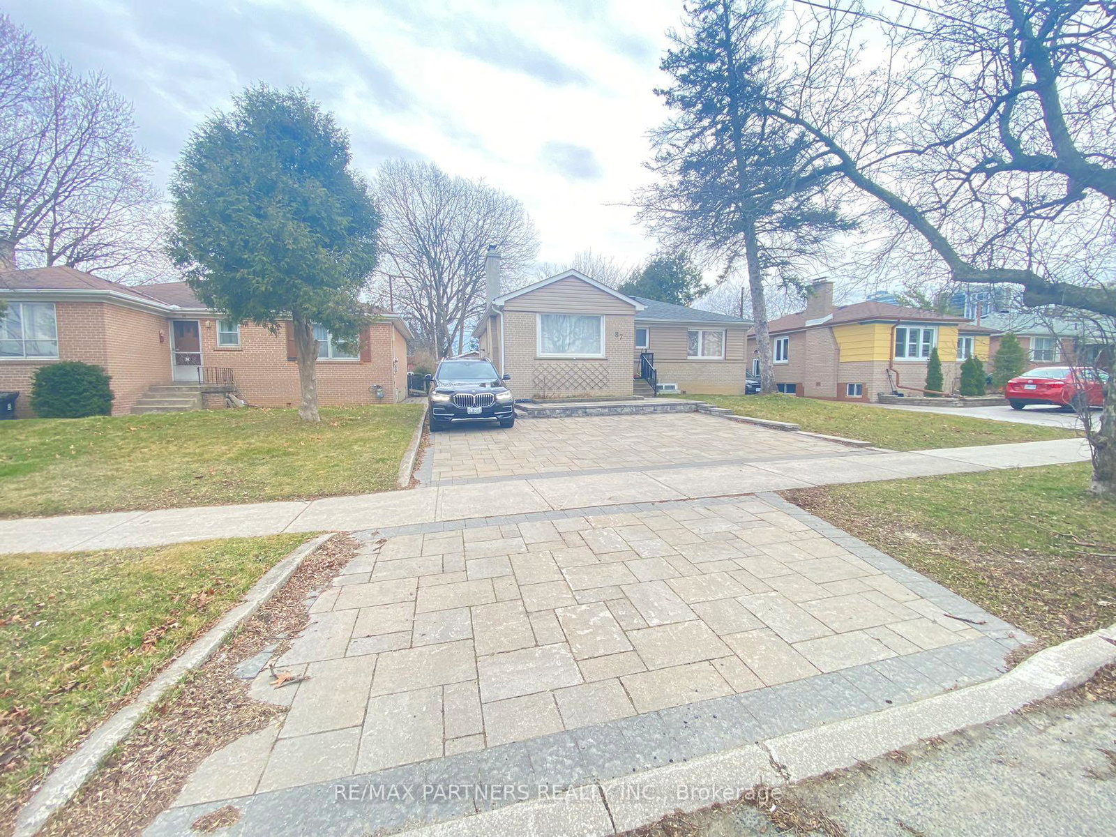 87-bishop-avenue-north-york-ontario-c13016328
