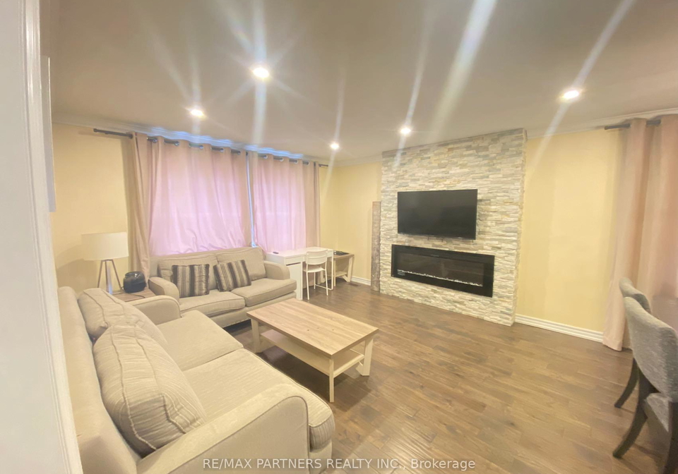87-bishop-avenue-north-york-ontario-c13016328