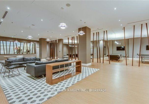 111-st-clair-avenue-w-toronto-ontario-c13016352