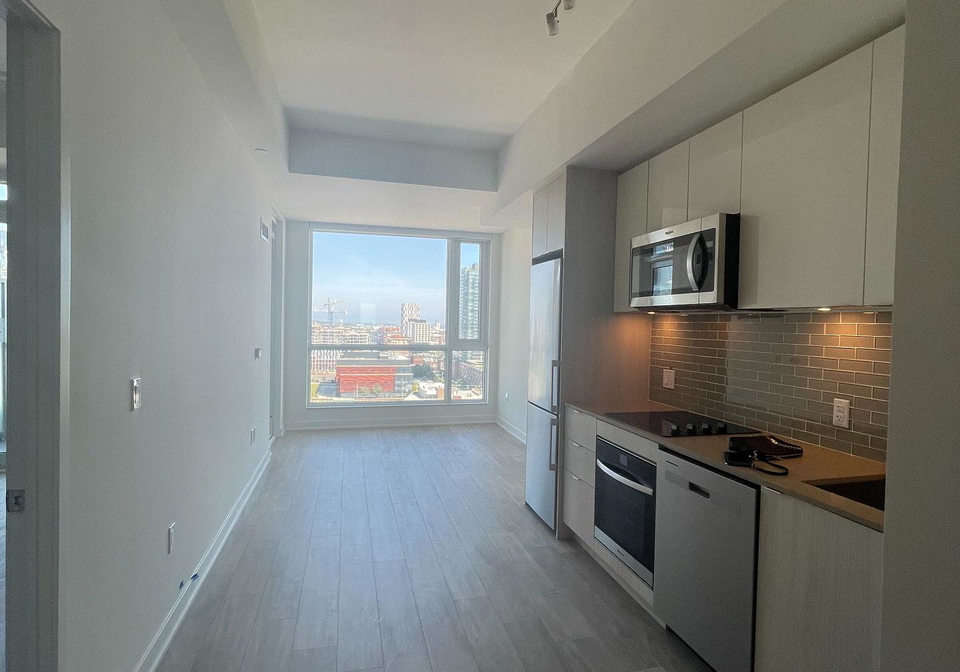 70-princess-street-toronto-ontario-c13016478