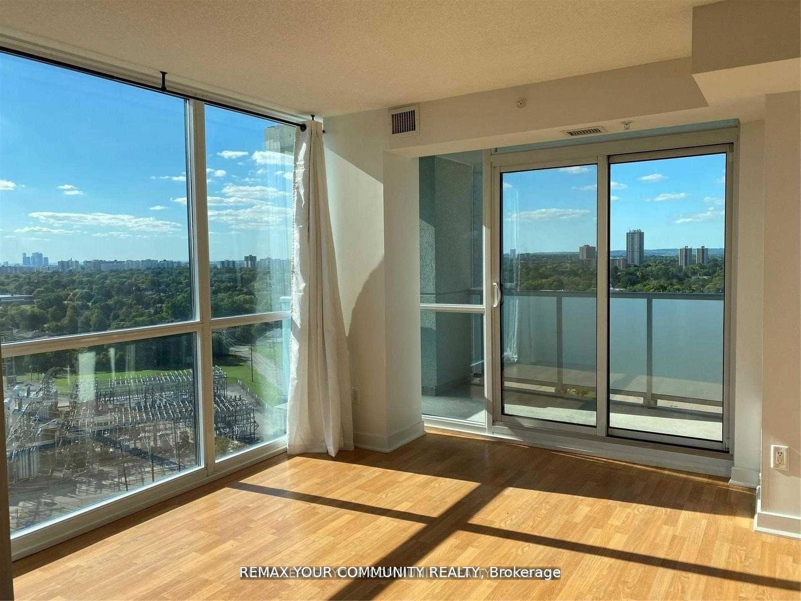 5740-yonge-street-toronto-ontario-c13016480