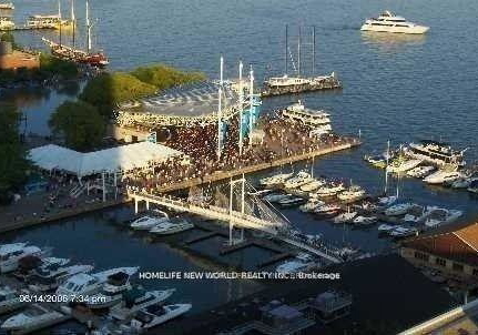 270-queens-quay-w-toronto-ontario-c13016658