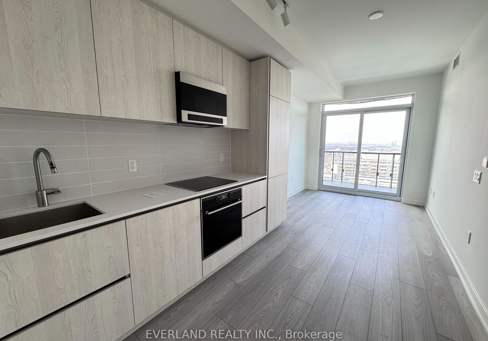 110-broadway-avenue-toronto-ontario-c13016938