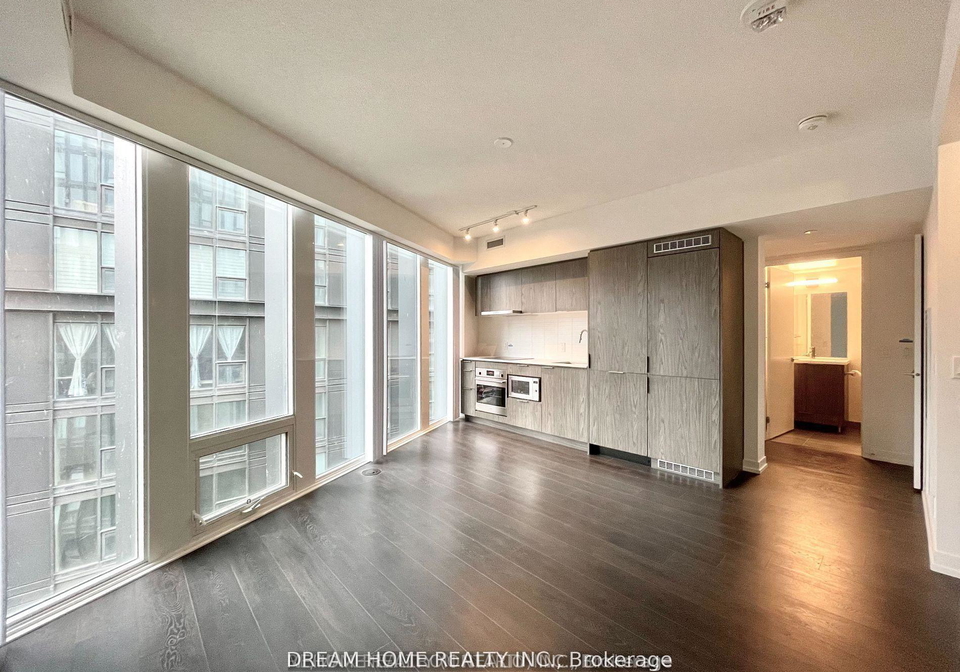 60-shuter-street-toronto-ontario-c13016962