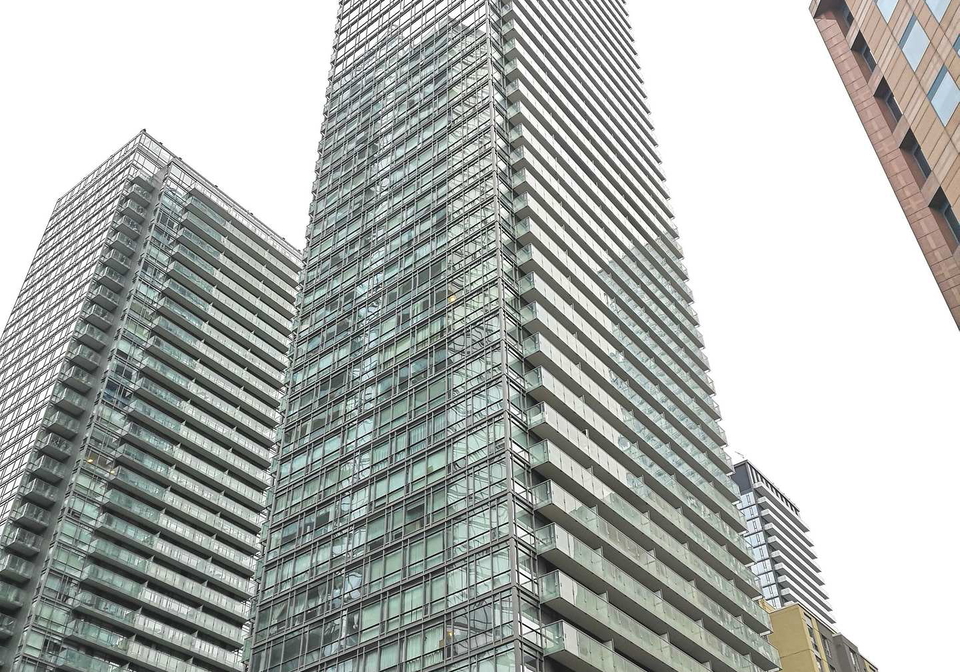 38-grenville-street-toronto-ontario-c13017036