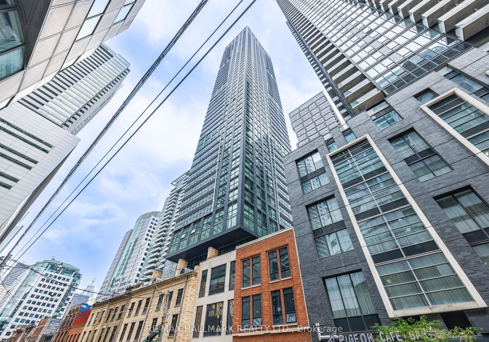 327-king-street-w-toronto-ontario-c13017214