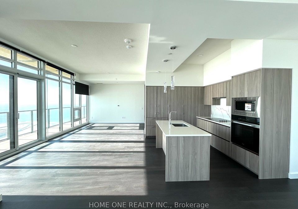 3-concord-city-place-way-toronto-ontario-c13017418