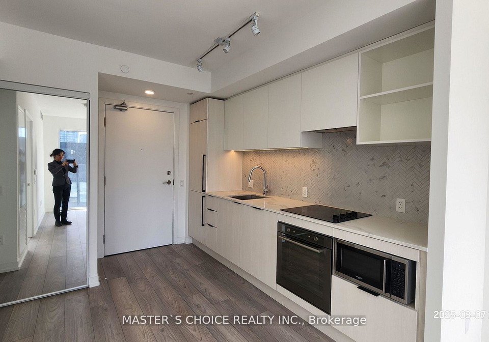 82-dalhousie-street-toronto-ontario-c13017488