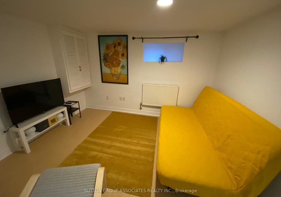 184-madison-avenue-toronto-ontario-c13017510