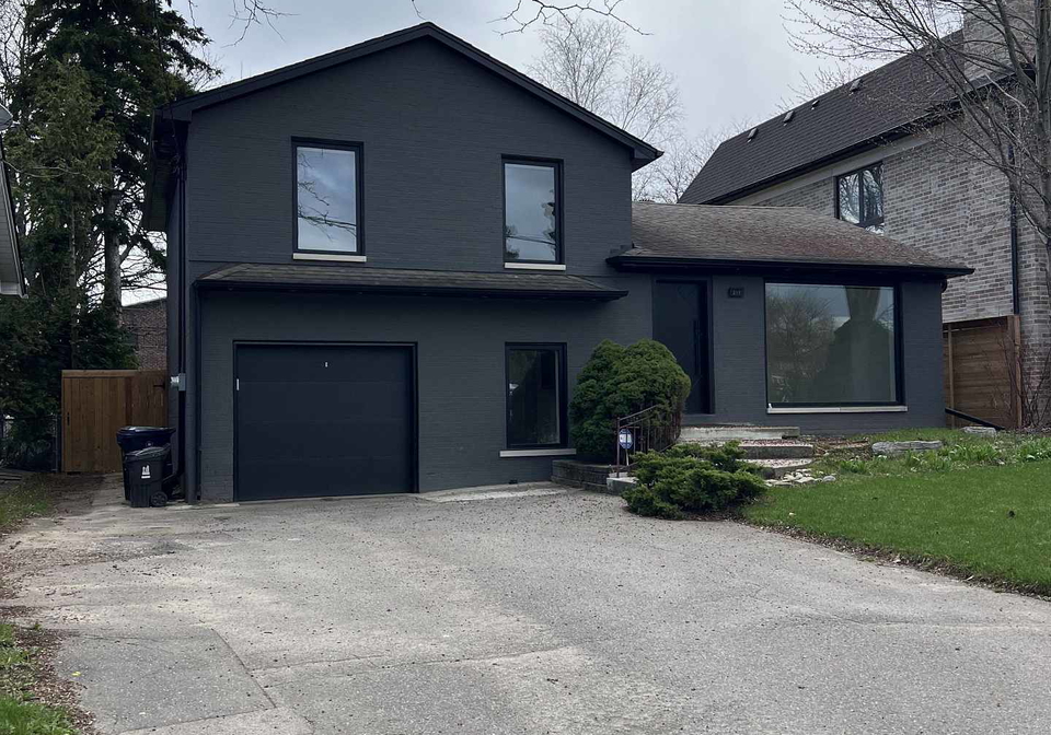 215-churchill-avenue-toronto-ontario-c13017582
