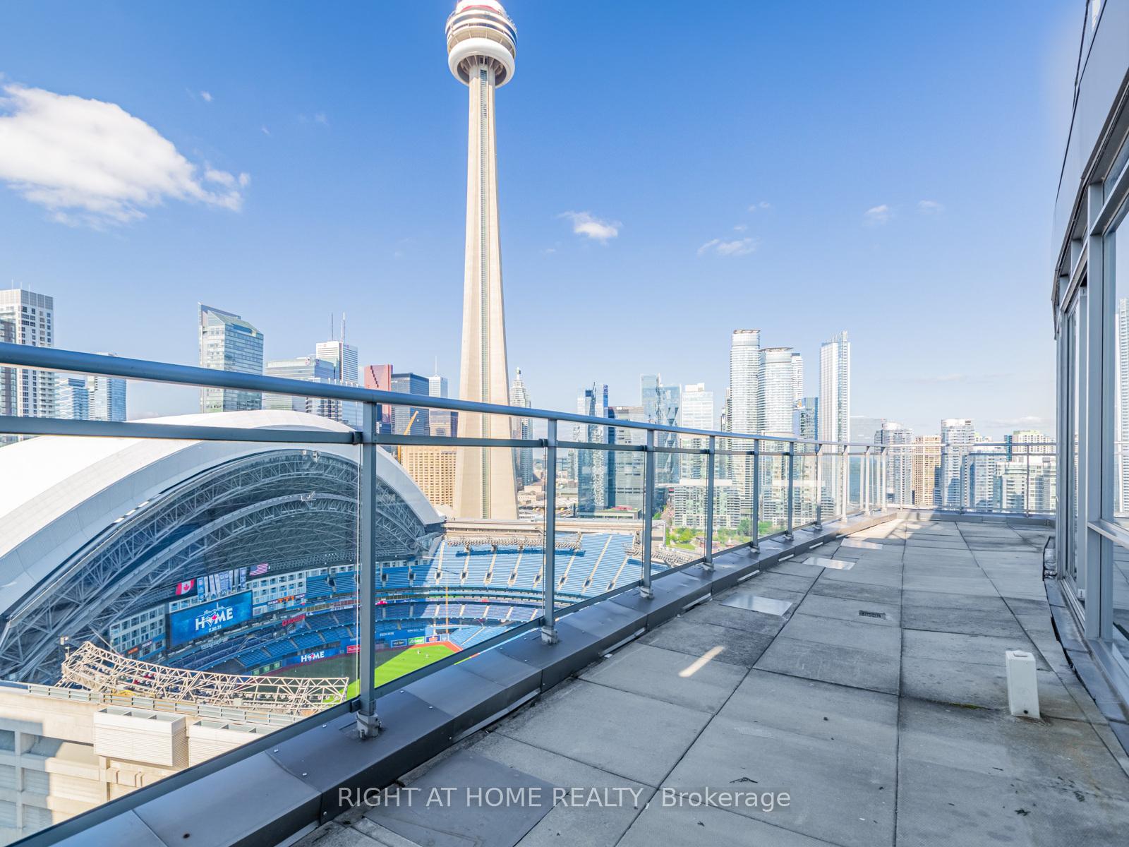 3-navy-wharf-court-toronto-ontario-c13017730