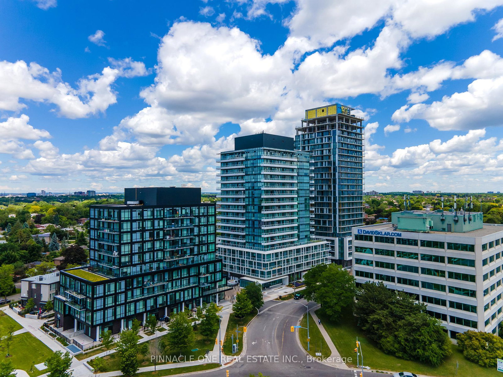 180-fairview-mall-drive-north-york-ontario-c13017954