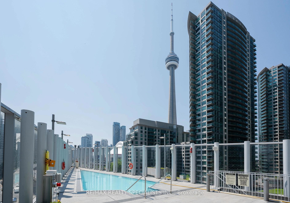 10-york-street-toronto-ontario-c13018198