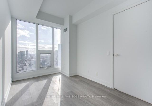 181-dundas-street-e-toronto-ontario-c13018266