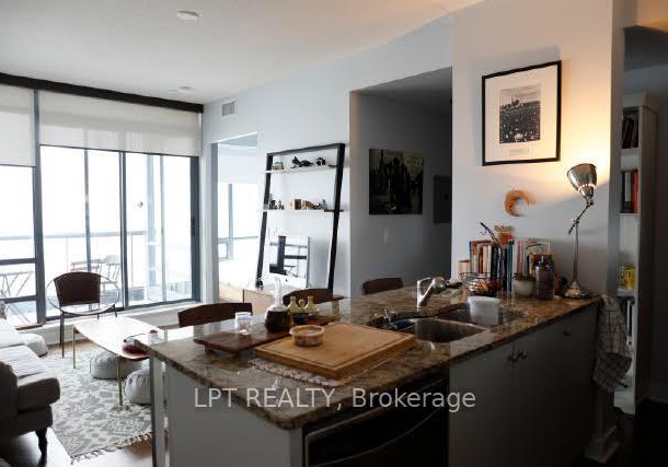 438-king-street-w-toronto-ontario-c13018334