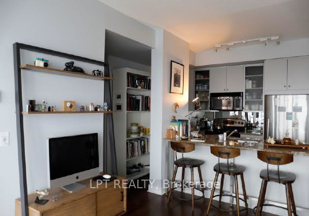 438-king-street-w-toronto-ontario-c13018334