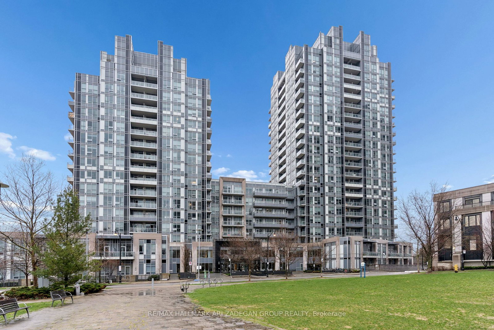 120-harrison-garden-boulevard-north-york-ontario-c13018346