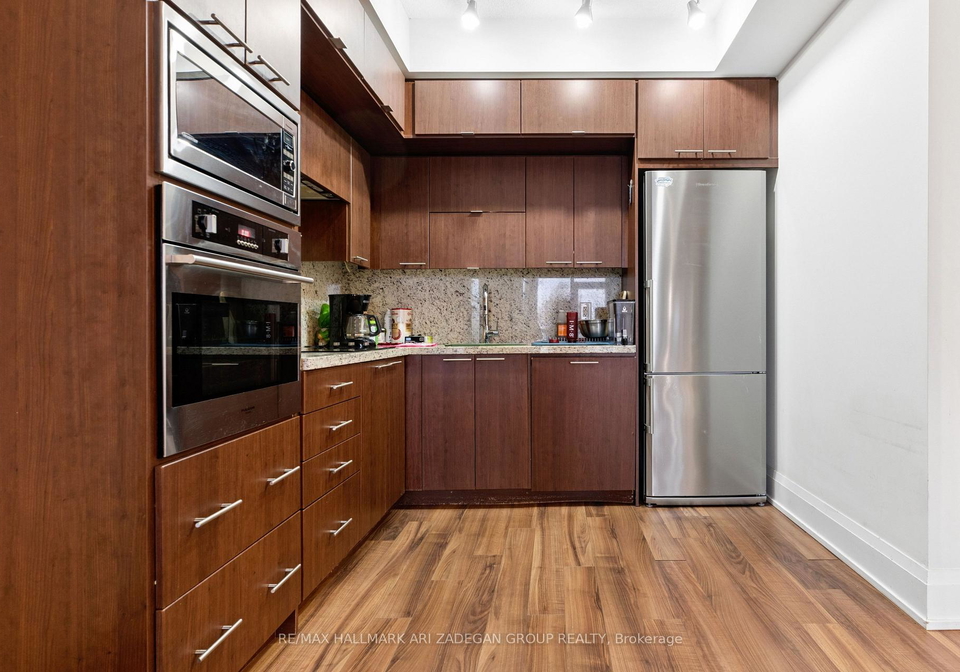 120-harrison-garden-boulevard-north-york-ontario-c13018346