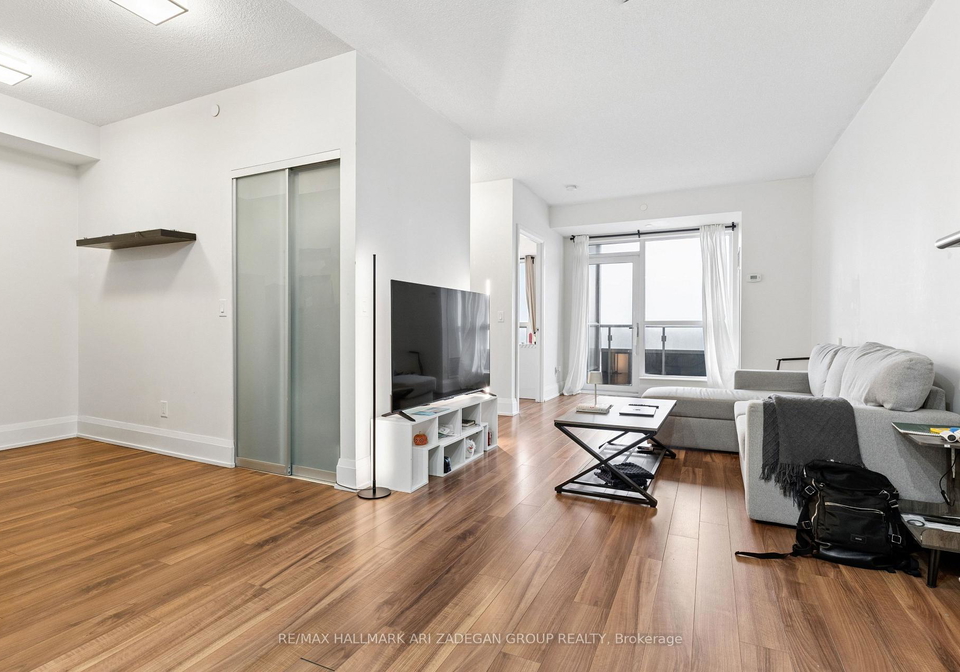 120-harrison-garden-boulevard-north-york-ontario-c13018346