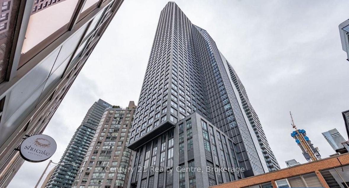 8-wellesley-street-w-toronto-ontario-c13018474