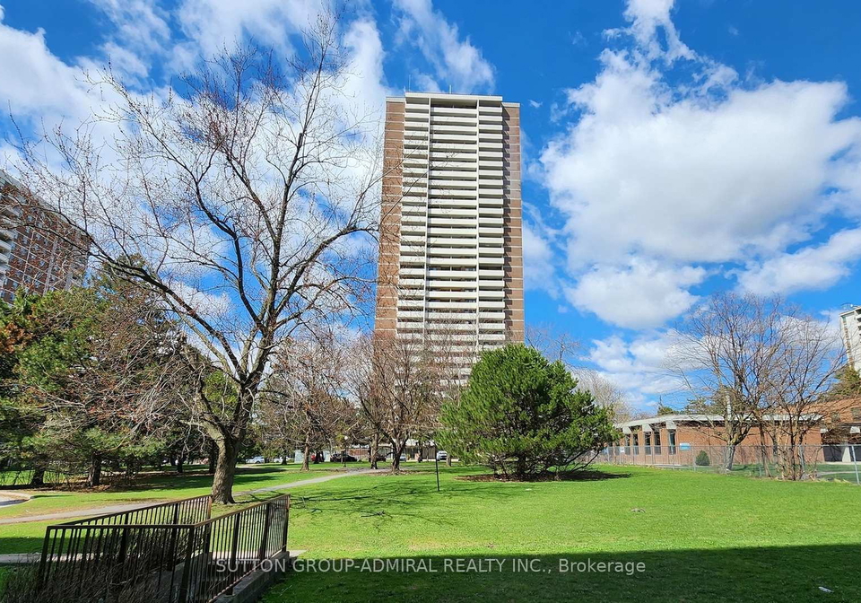 10-tangreen-court-toronto-ontario-c13018492