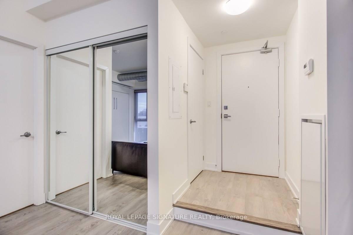 75-the-donway-w-north-york-ontario-c13018552