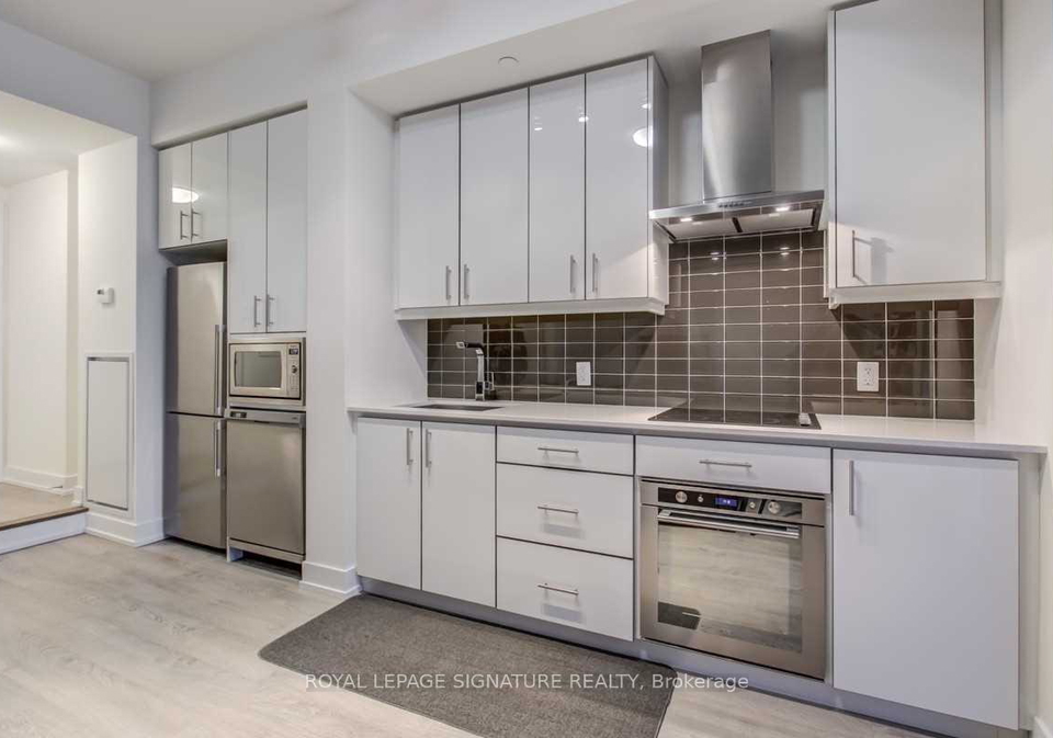 75-the-donway-w-north-york-ontario-c13018552