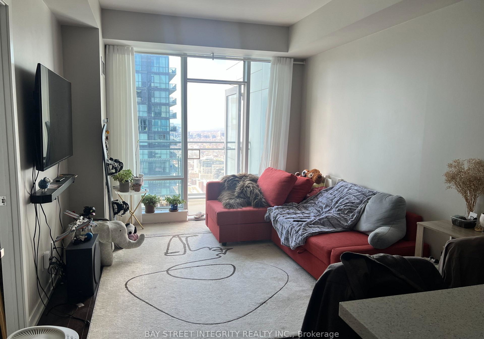 21-widmer-street-toronto-ontario-c13018556