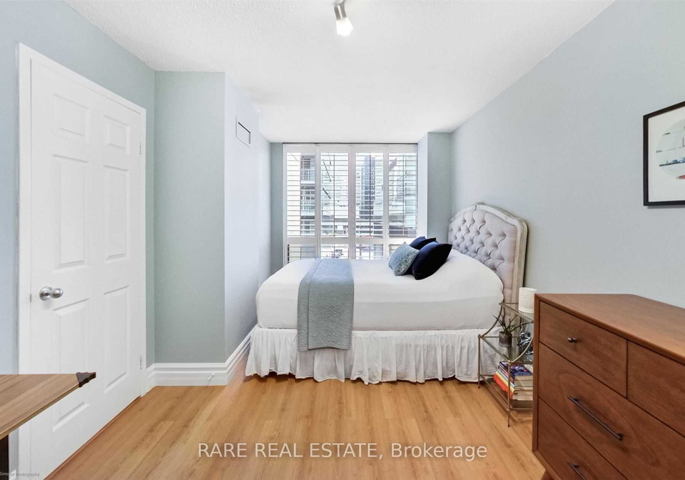 40-scollard-street-toronto-ontario-c13018590