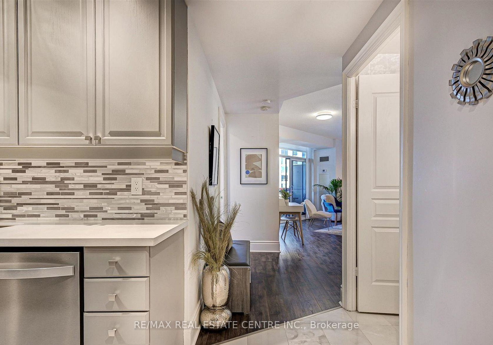 15-northtown-way-north-york-ontario-c13018598