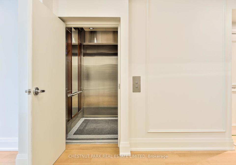 25-scrivener-square-toronto-ontario-c13018618