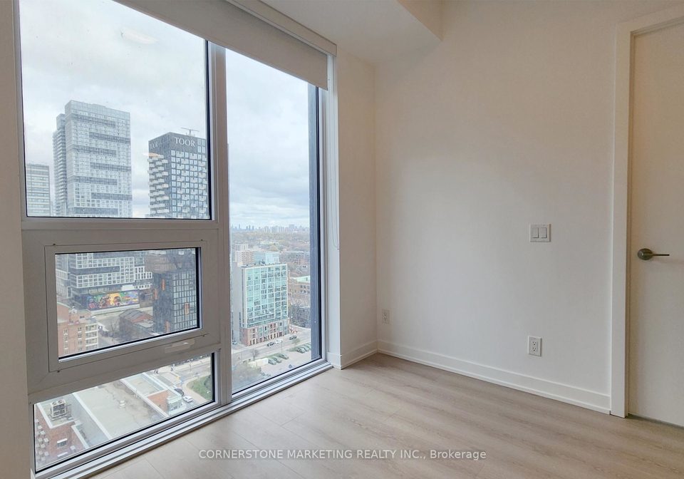 100-queen-street-e-toronto-ontario-c13018688