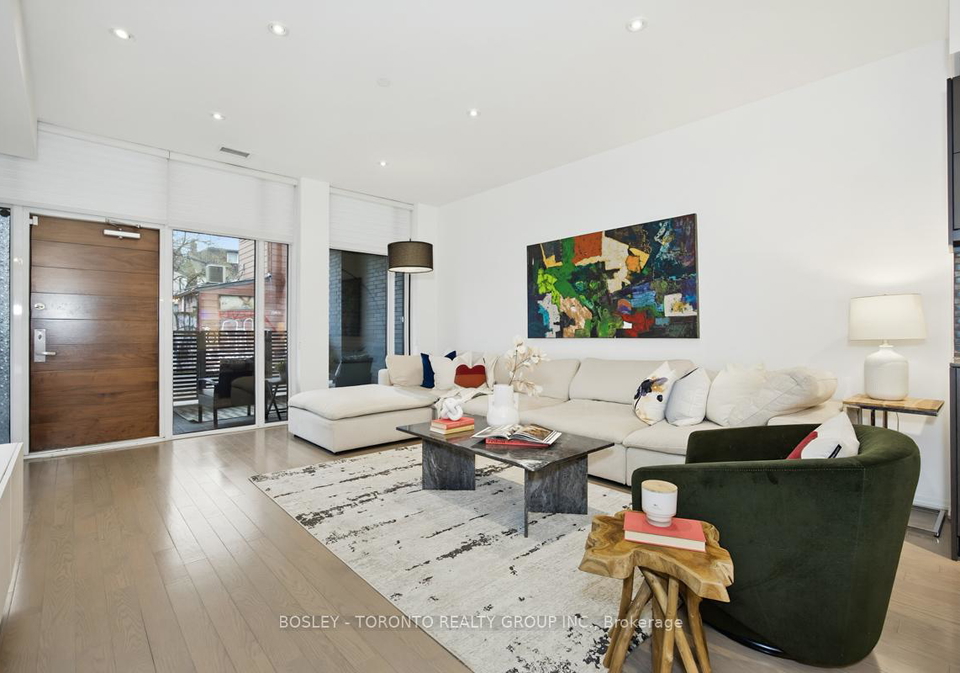 10-loretto-lane-toronto-ontario-c13018738