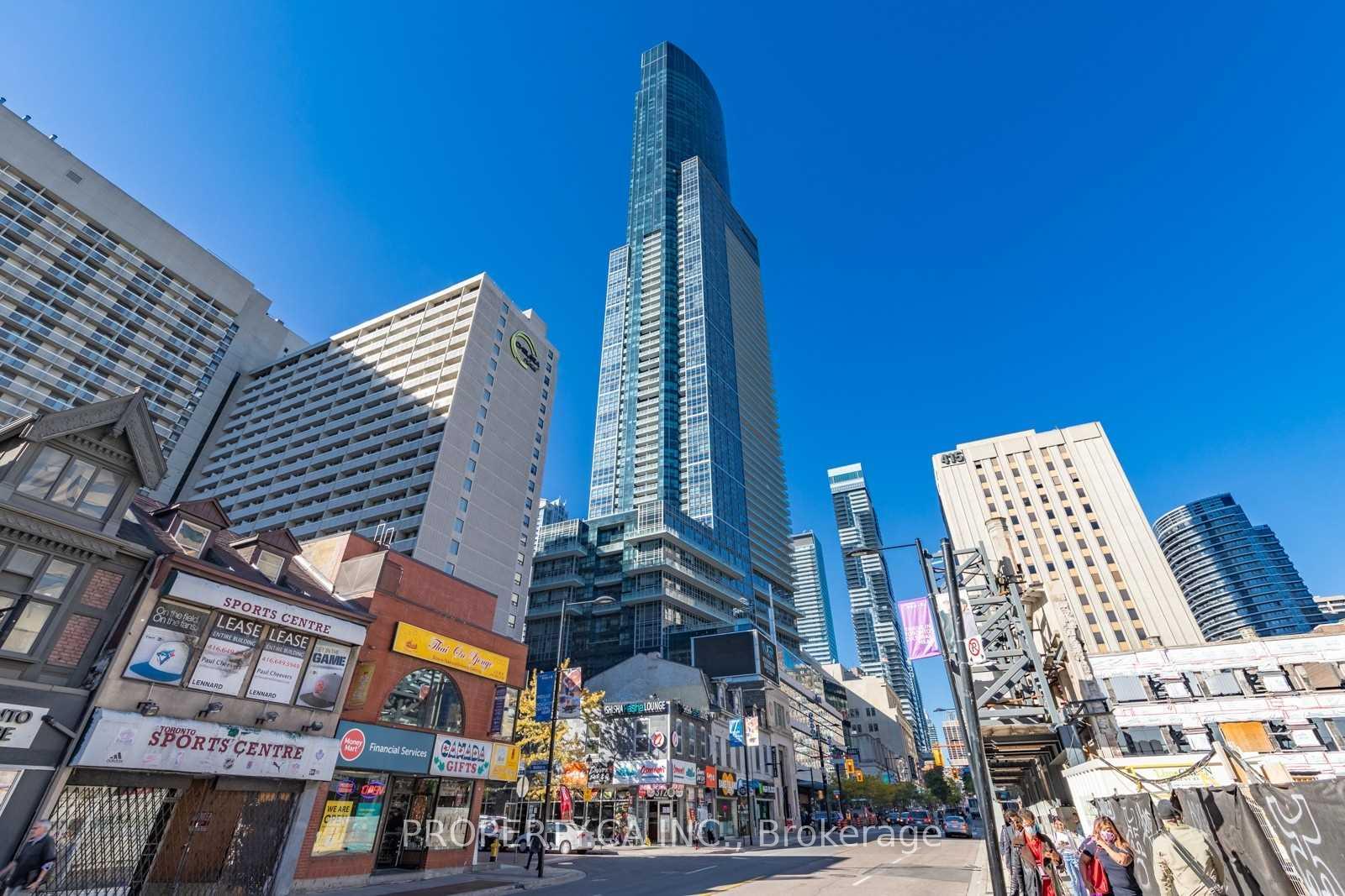386-yonge-street-toronto-ontario-c13018750