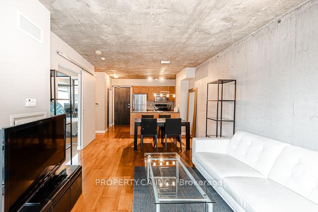 22-wellesley-street-e-toronto-ontario-c13019342