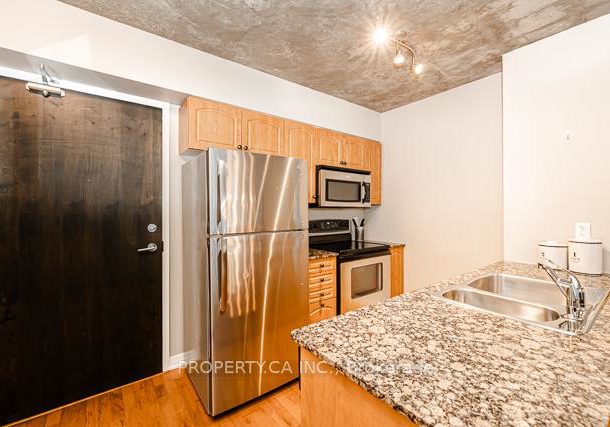 22-wellesley-street-e-toronto-ontario-c13019342