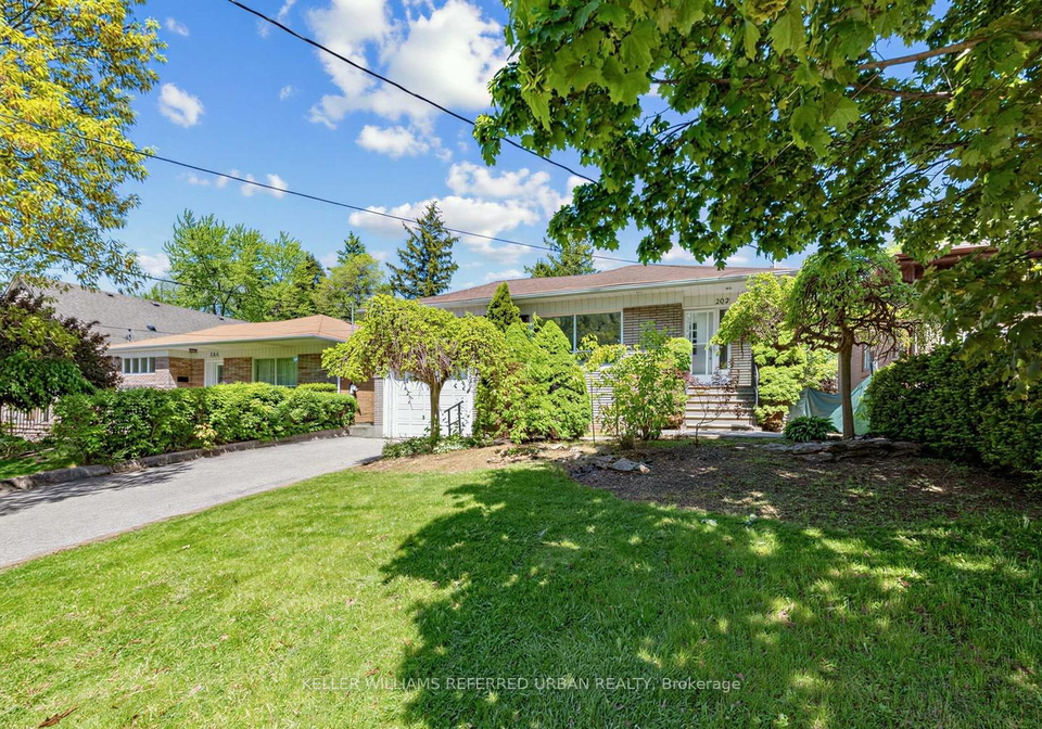 202-park-home-avenue-toronto-ontario-c13019900