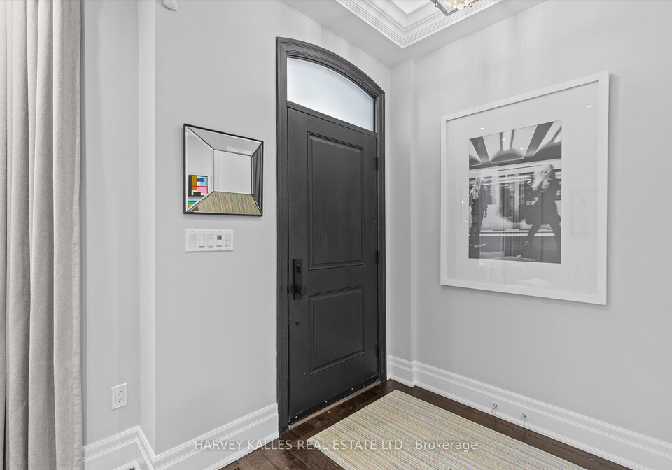 582-woburn-avenue-toronto-ontario-c13020094