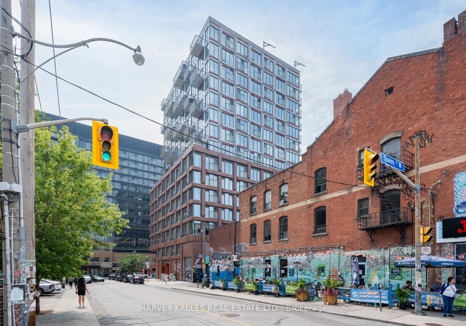 2-augusta-avenue-toronto-ontario-c13020192