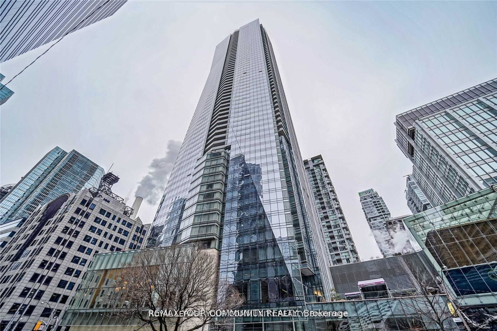 180-university-avenue-toronto-ontario-c13020472