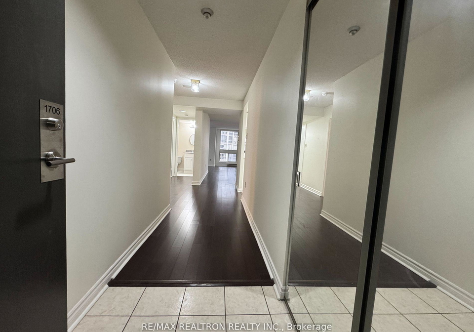 5-kenneth-avenue-north-york-ontario-c13020622