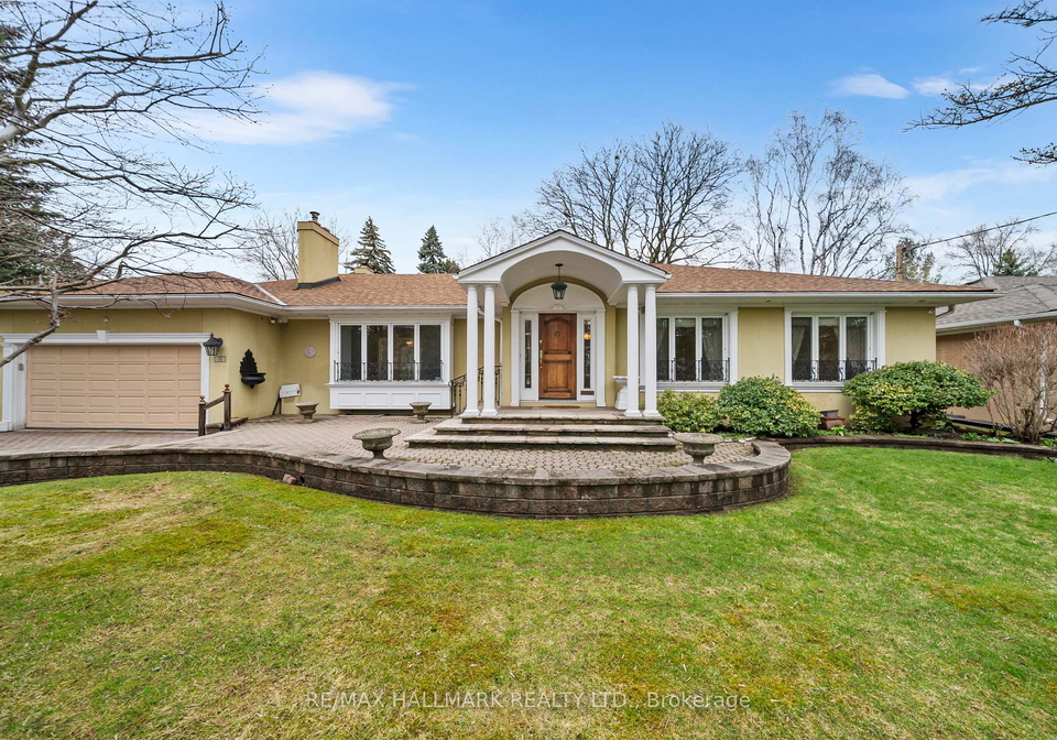154-valley-road-north-york-ontario-c13020732