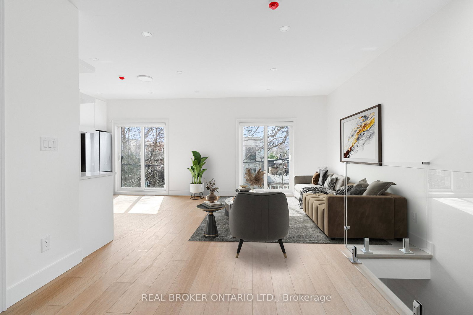 21-farnham-avenue-toronto-ontario-c13020848