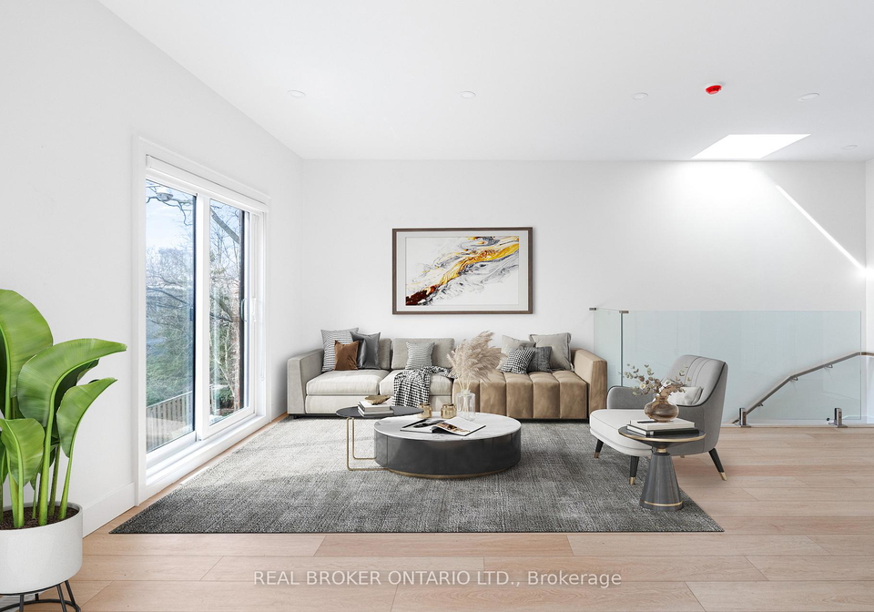 21-farnham-avenue-toronto-ontario-c13020848