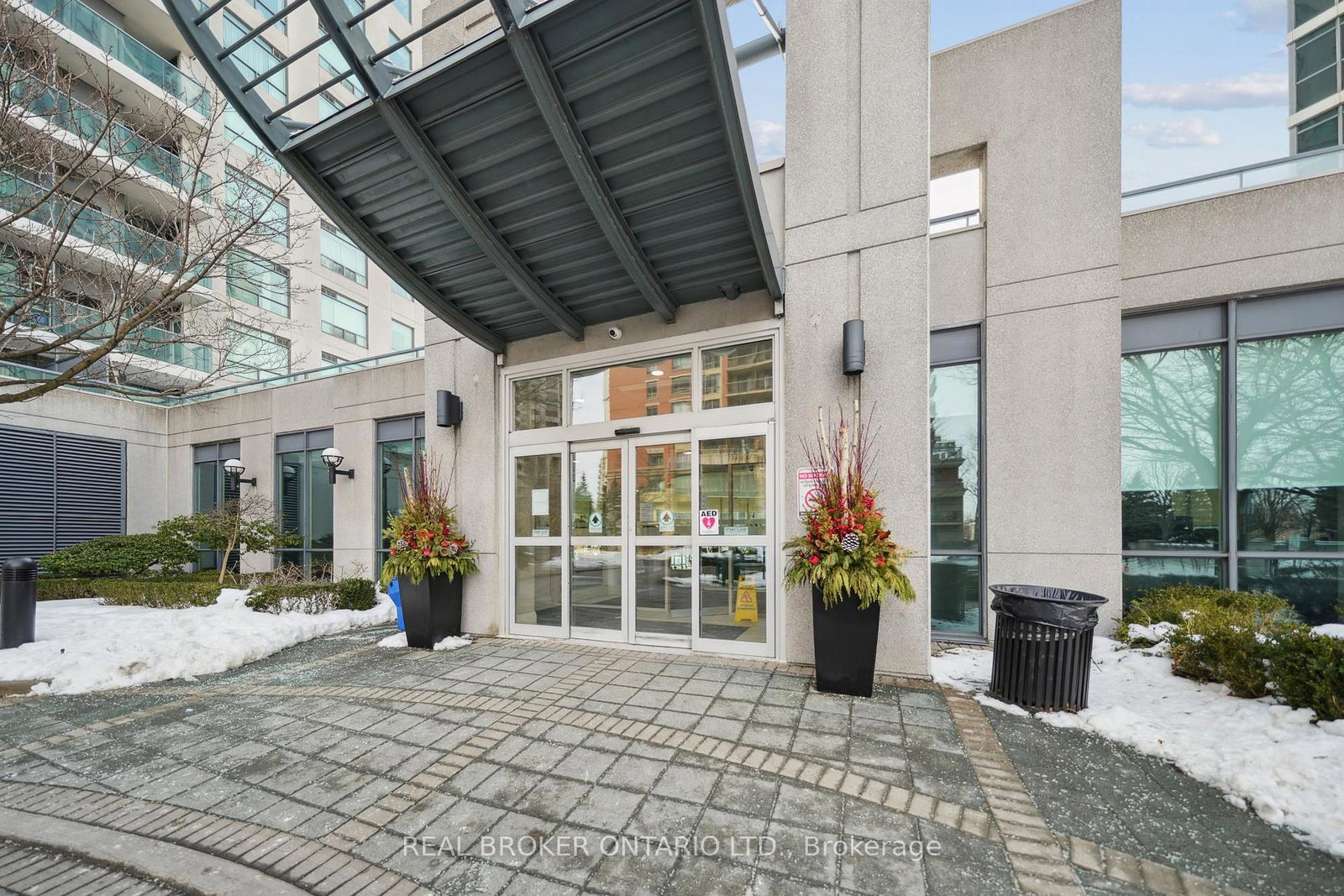 28-harrison-garden-boulevard-north-york-ontario-c13021244