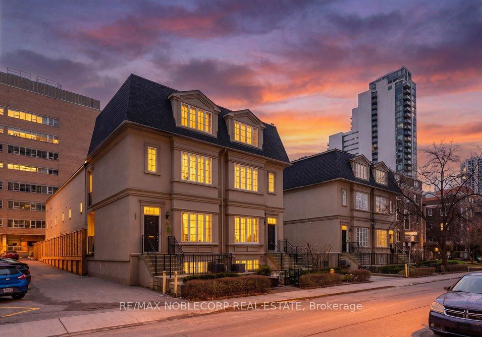 6-luscombe-lane-toronto-ontario-c13021398