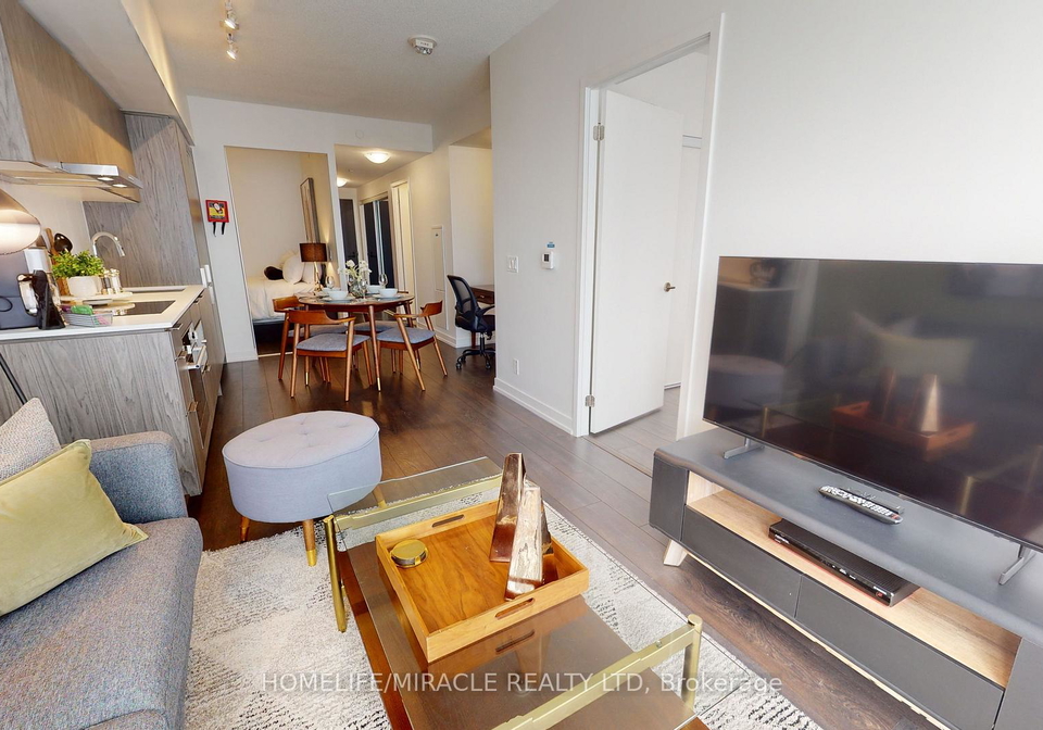 60-shuter-street-toronto-ontario-c13021830
