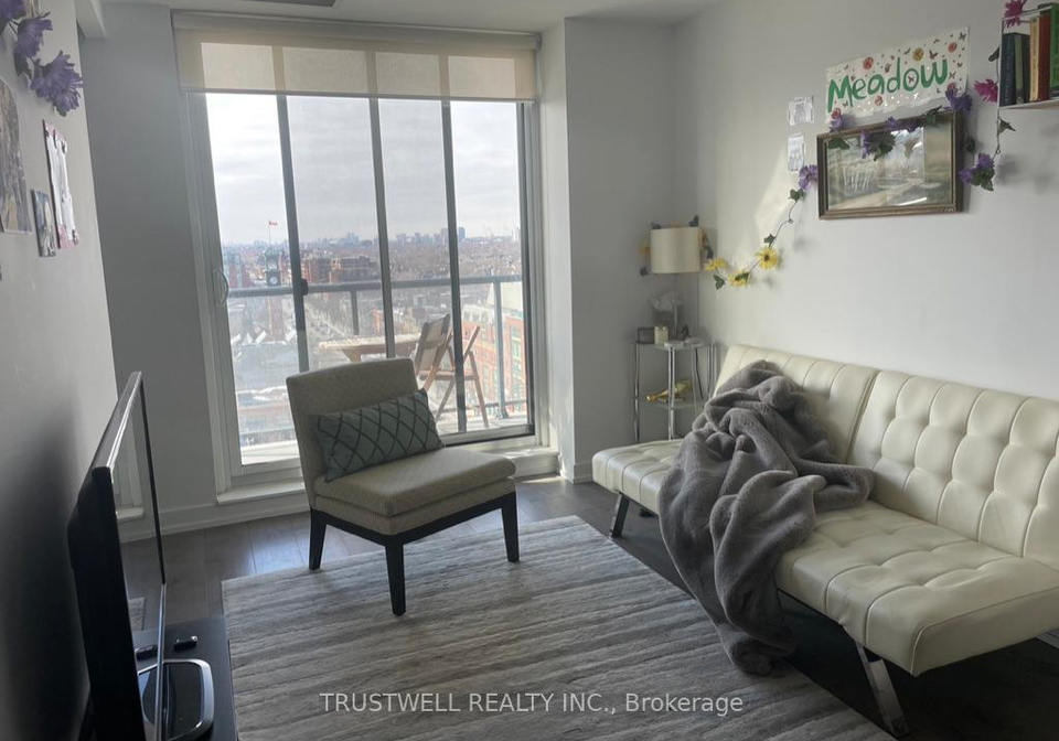 297-college-street-toronto-ontario-c13022212